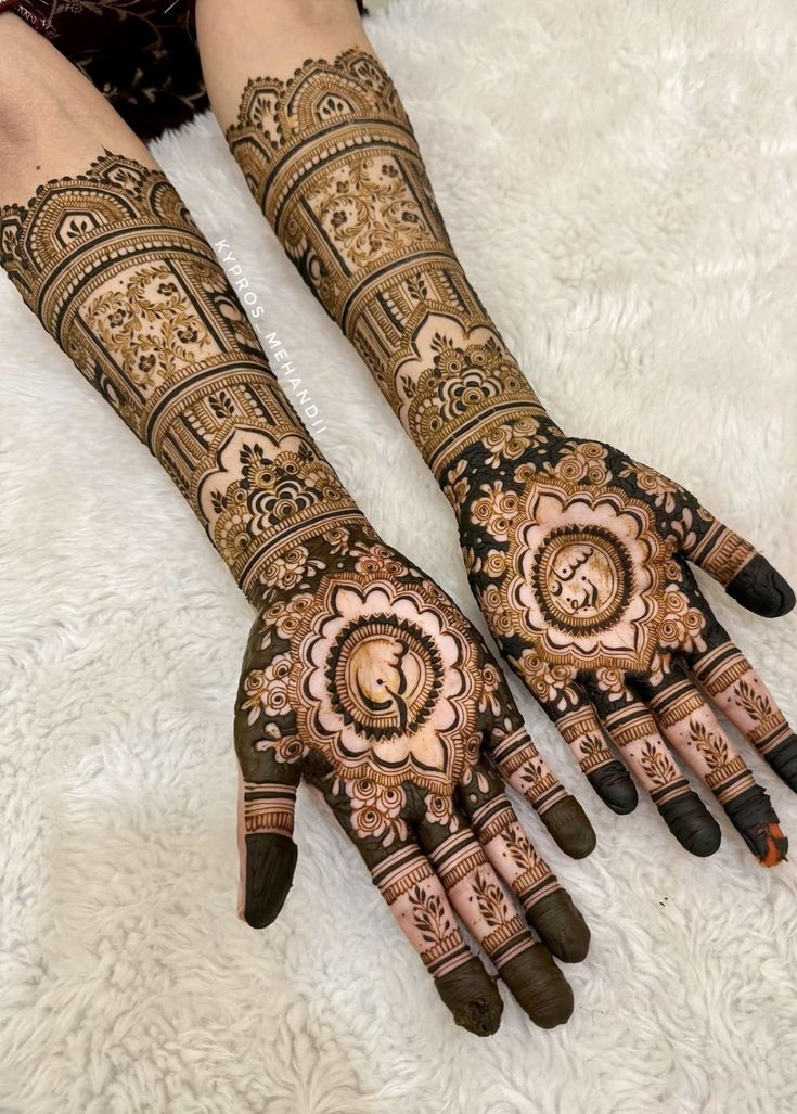 Royal bridal mehndi design by Henna by Rahila, Edison NJ