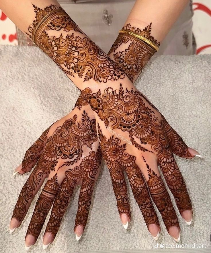 Arabic trail henna design, New Jersey